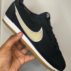 Nike Cortez Sherpa